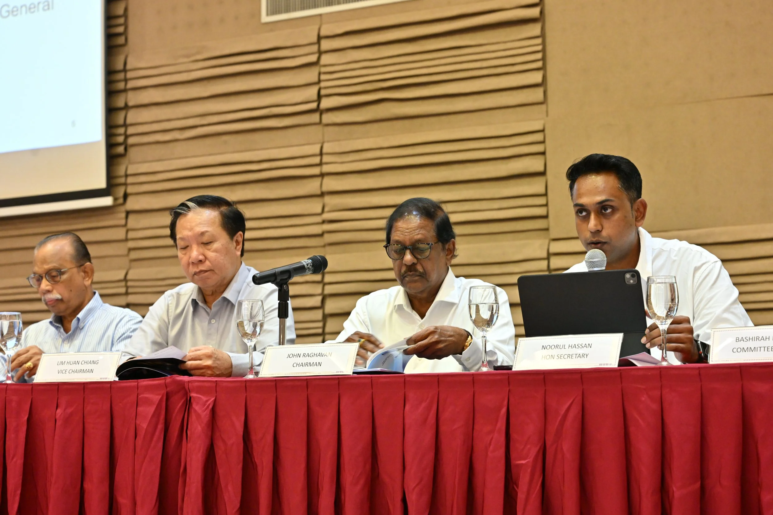 SGS AGM 0209.jpg