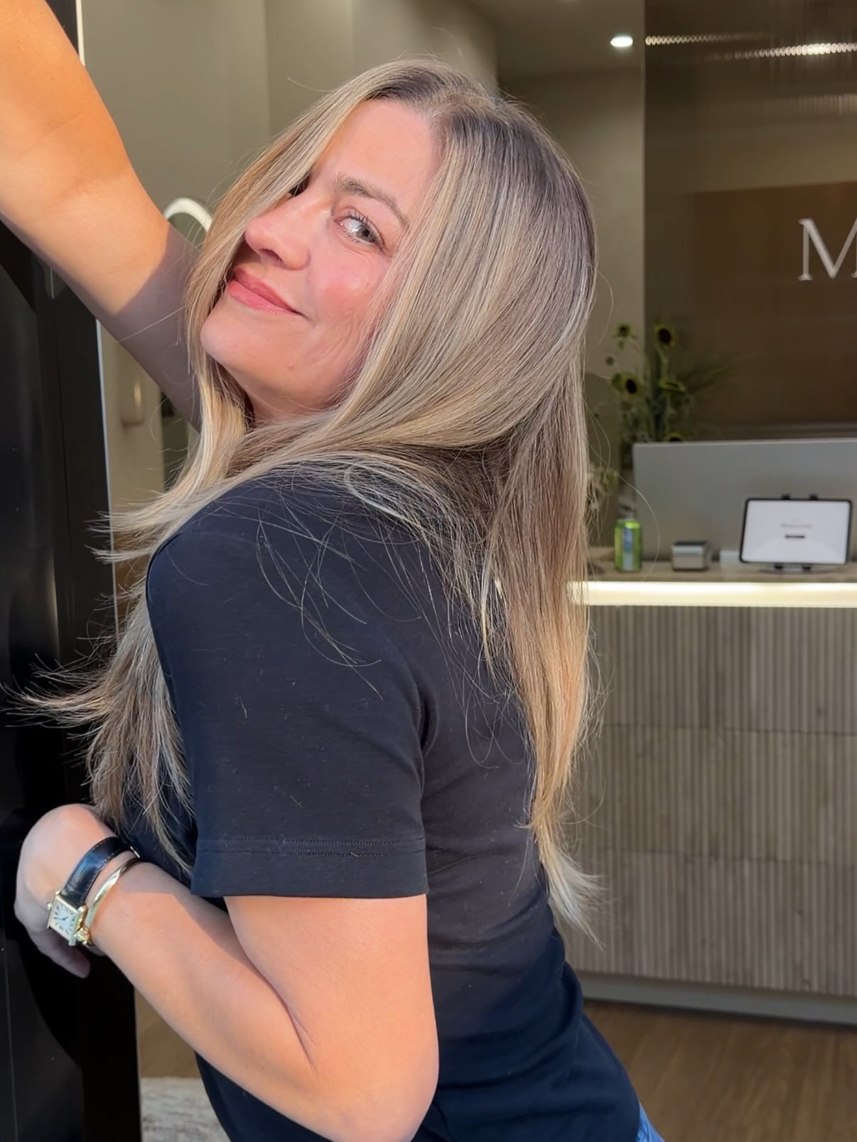 Good shit lately @musesalonwc 💋
Come see me >>> www.fussymissy.com 

 OXOXOX 

Bay Area hairstylist salon colorist east bay dimensional color bronze hair