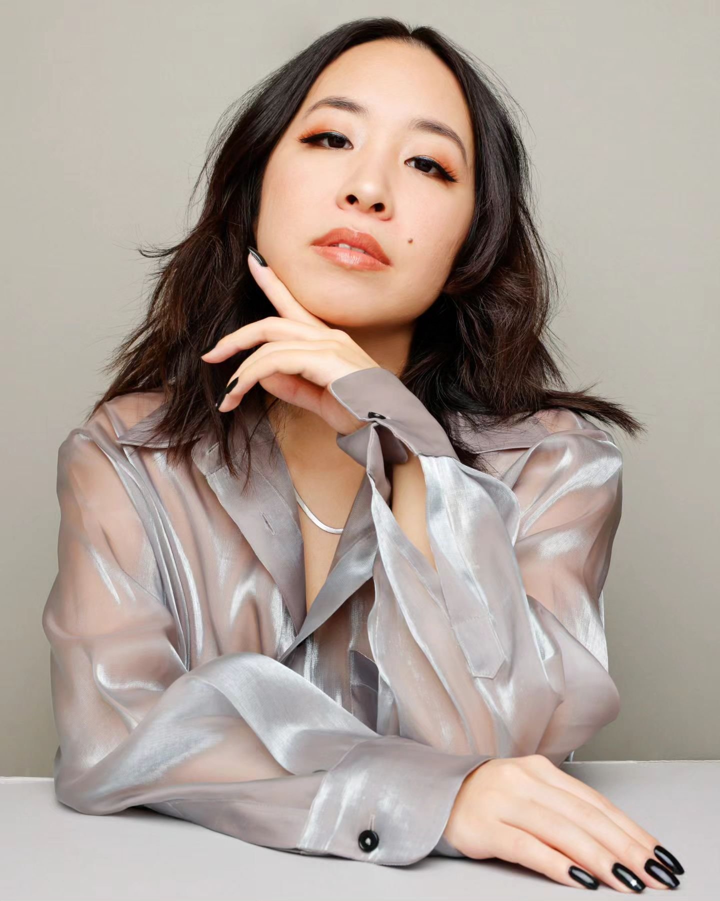 Y'all have been giving me thee best descriptions for these headshots 🥵 Vanity Fair Editorial, Memoir Book Cover, SNL Diva, Comedic Genius, Devil Wears Prada, Expensive Aesthete, Mob Boss, Ruthless Prosecutor, Fortune 500 CEO, Sandra Oh in Grey's Ana
