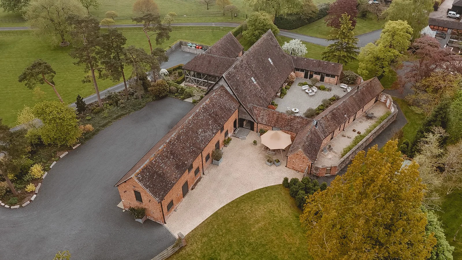 Mr & Mrs Giles-1.jpg