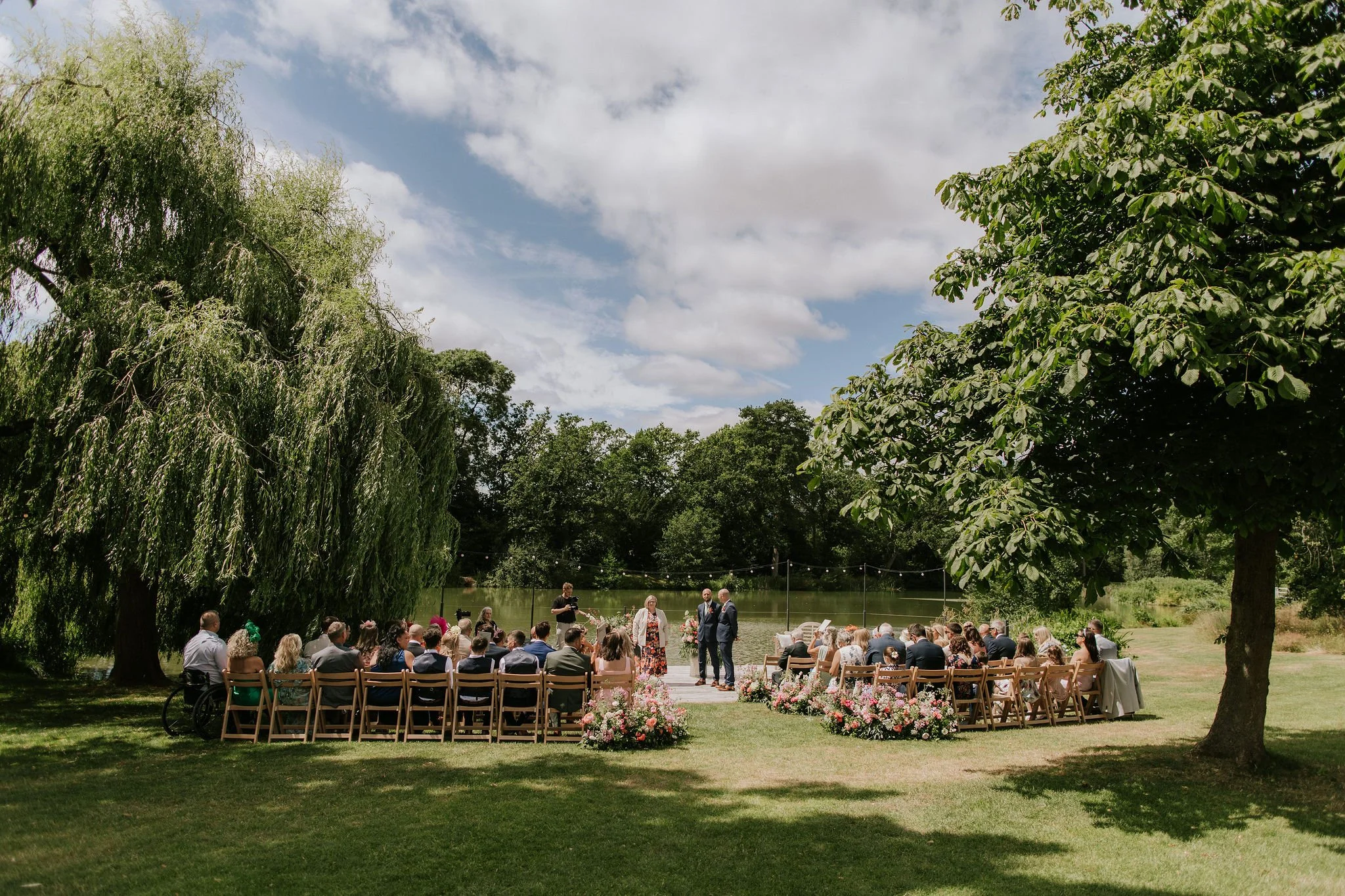 ChloeandCallum-BarnsandYard-StephNewtonPhotography024.jpg