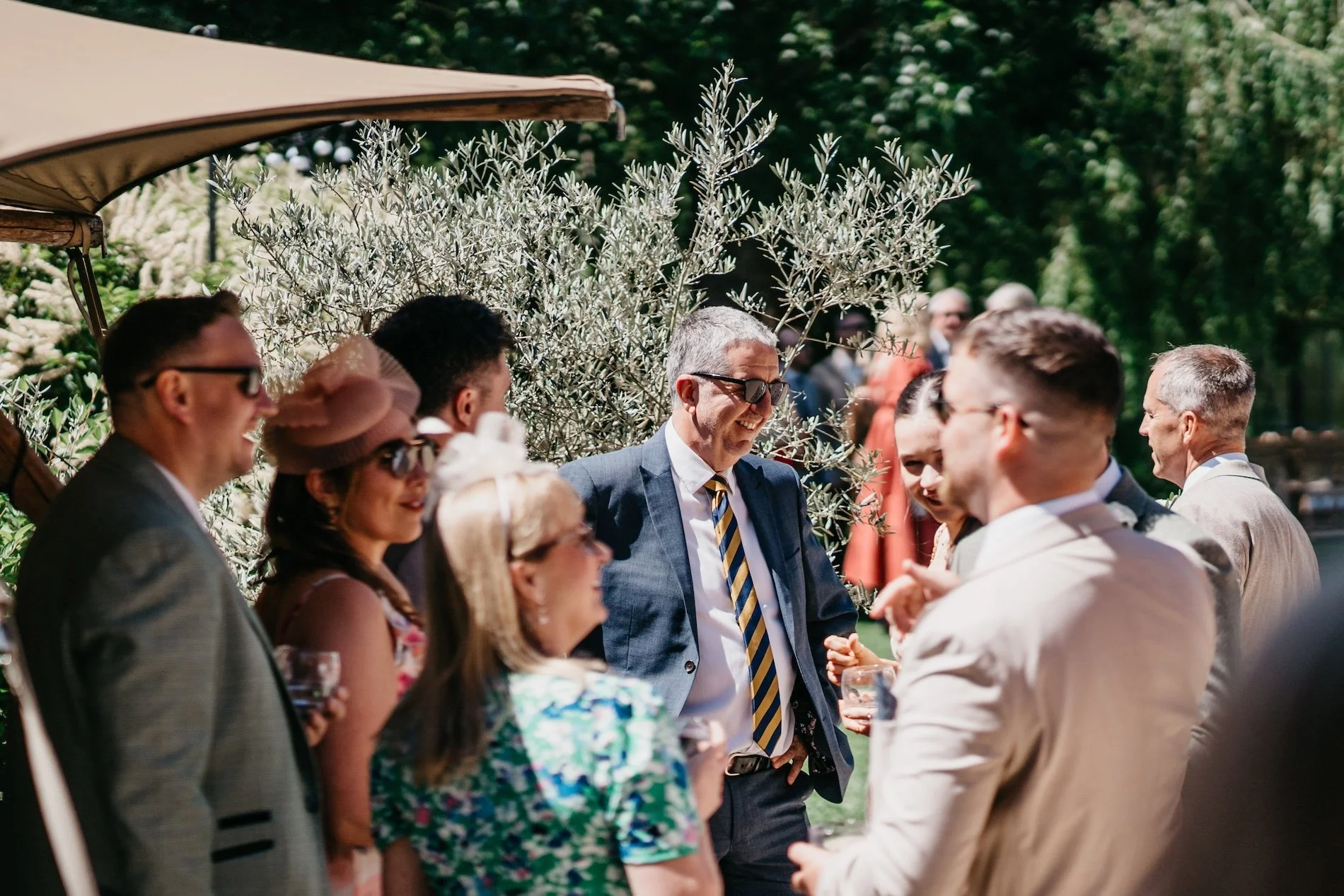 WeddingpartyinthegardensAllieTomWedding-110.jpg