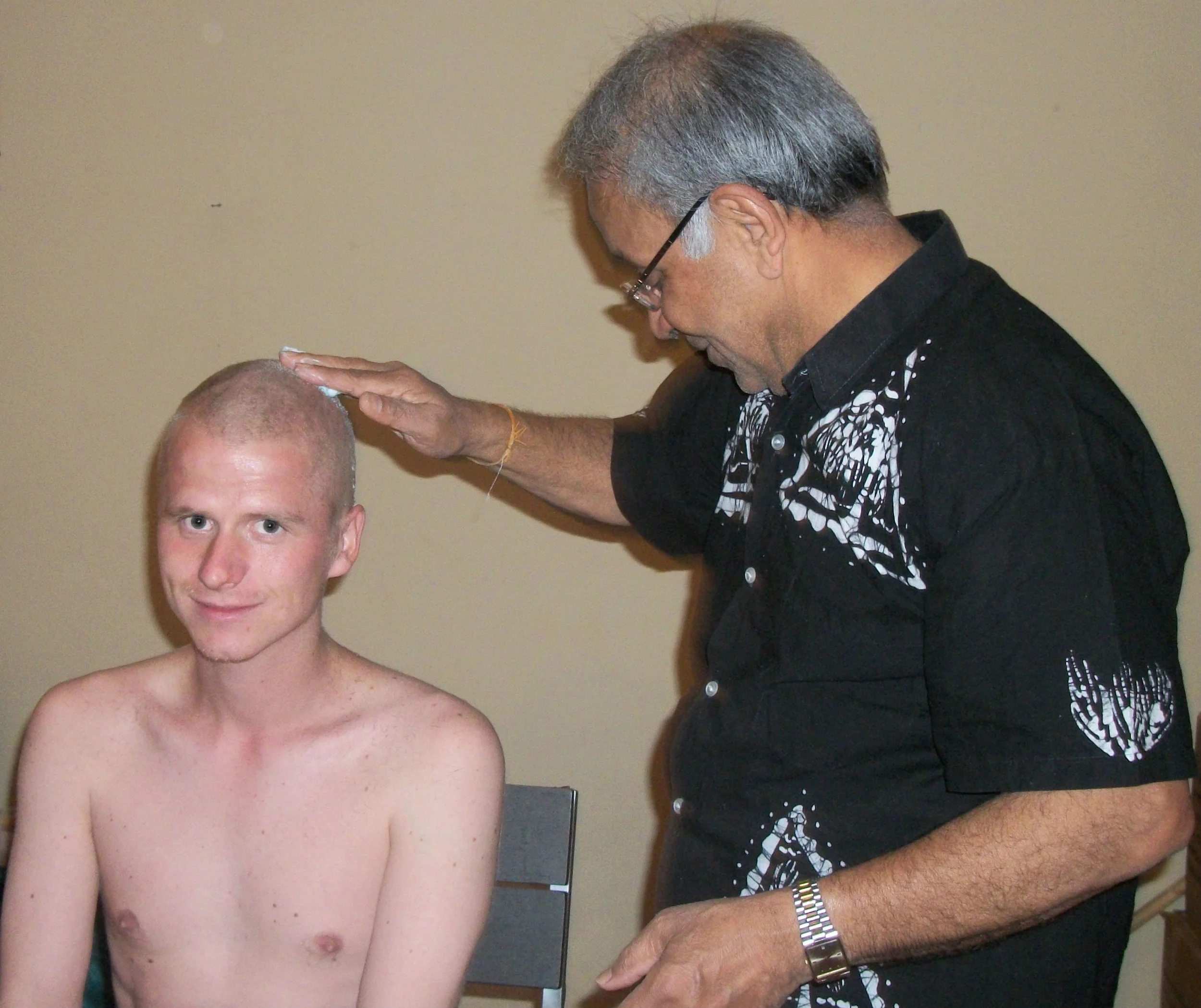 head shaving zambia 1.jpg
