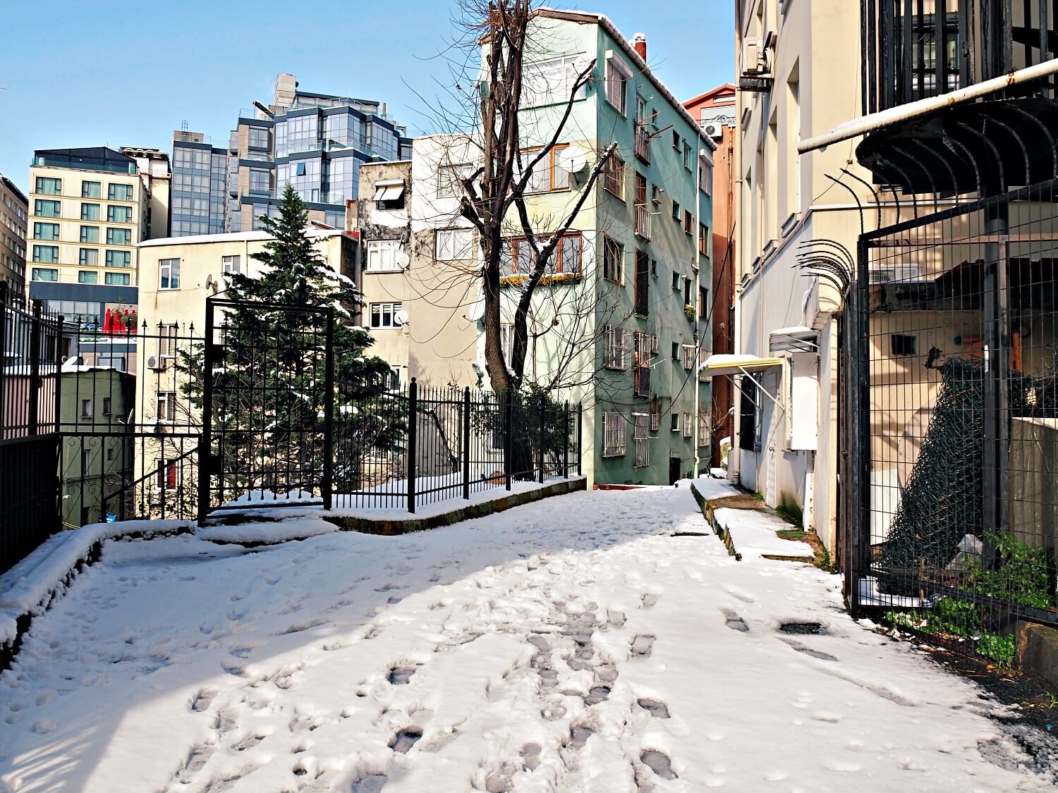 Snow on the ground in winter in Istanbul 2021