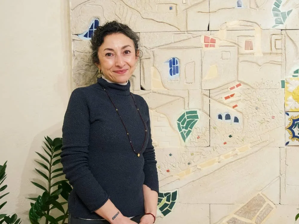 Portrait photo of a woman, Inciser Cakmak Sengenc owner of Limon Kahvalti Galata