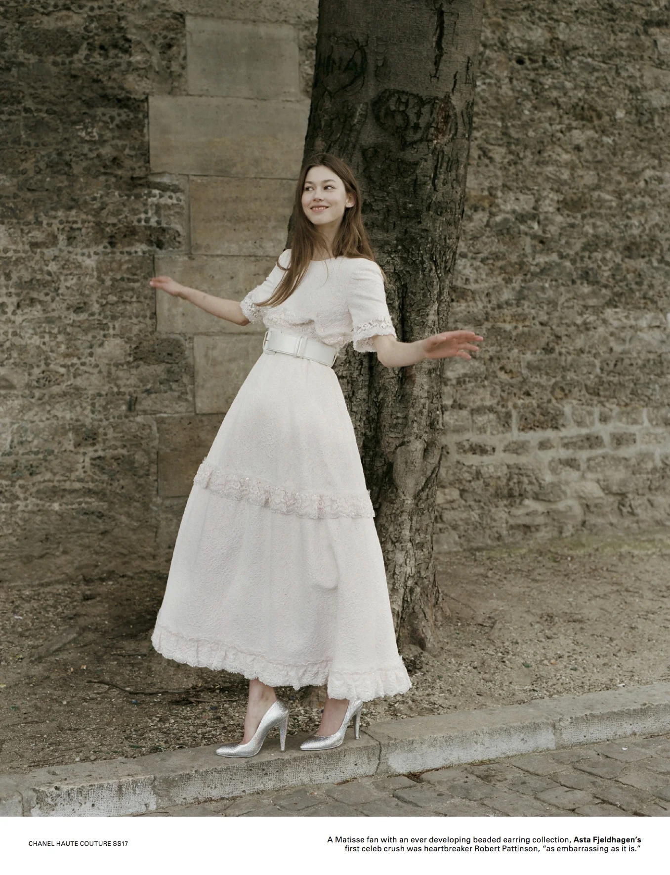 206-213 CHANEL HC2.jpg