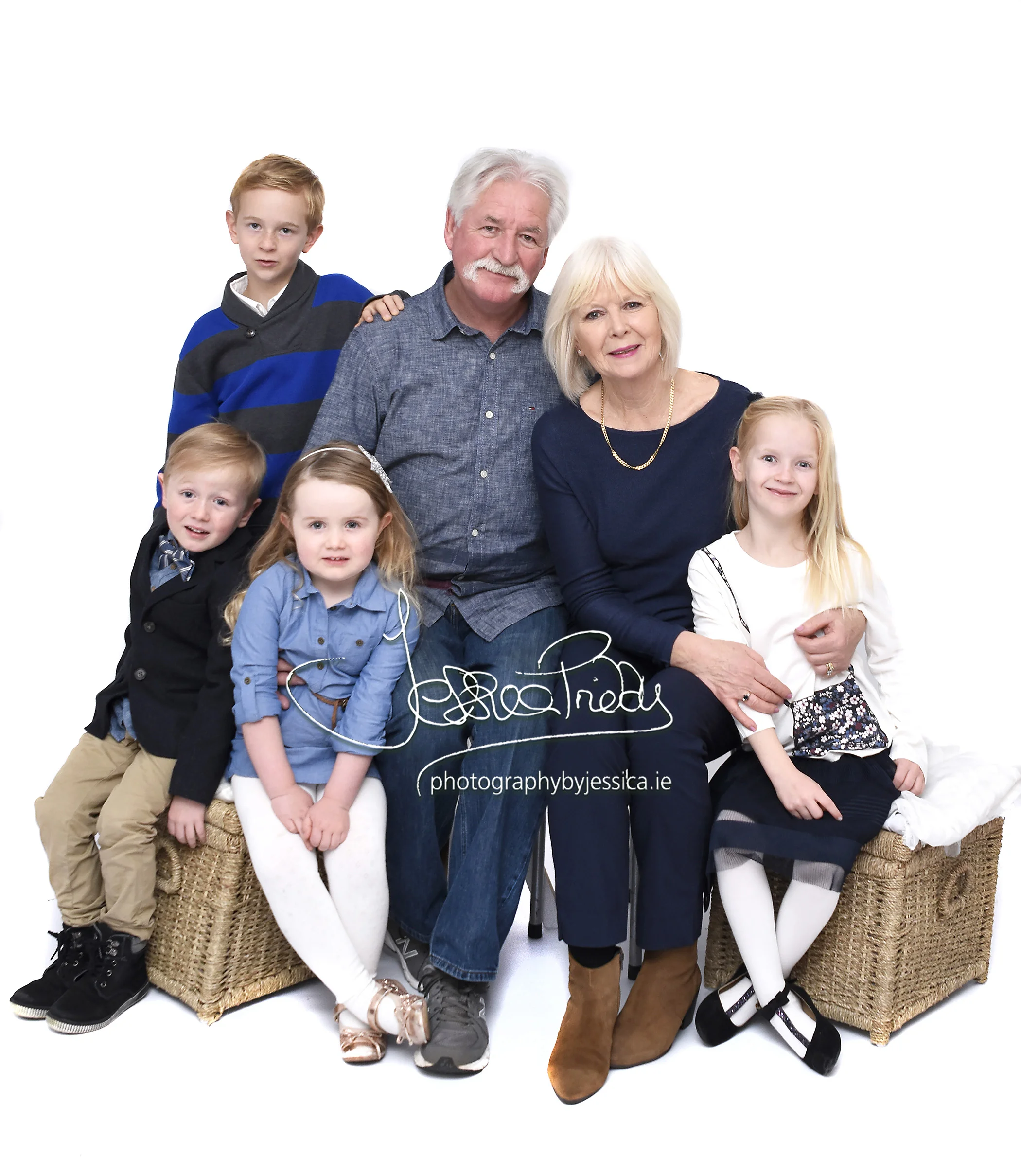 FAMILY 10.jpg