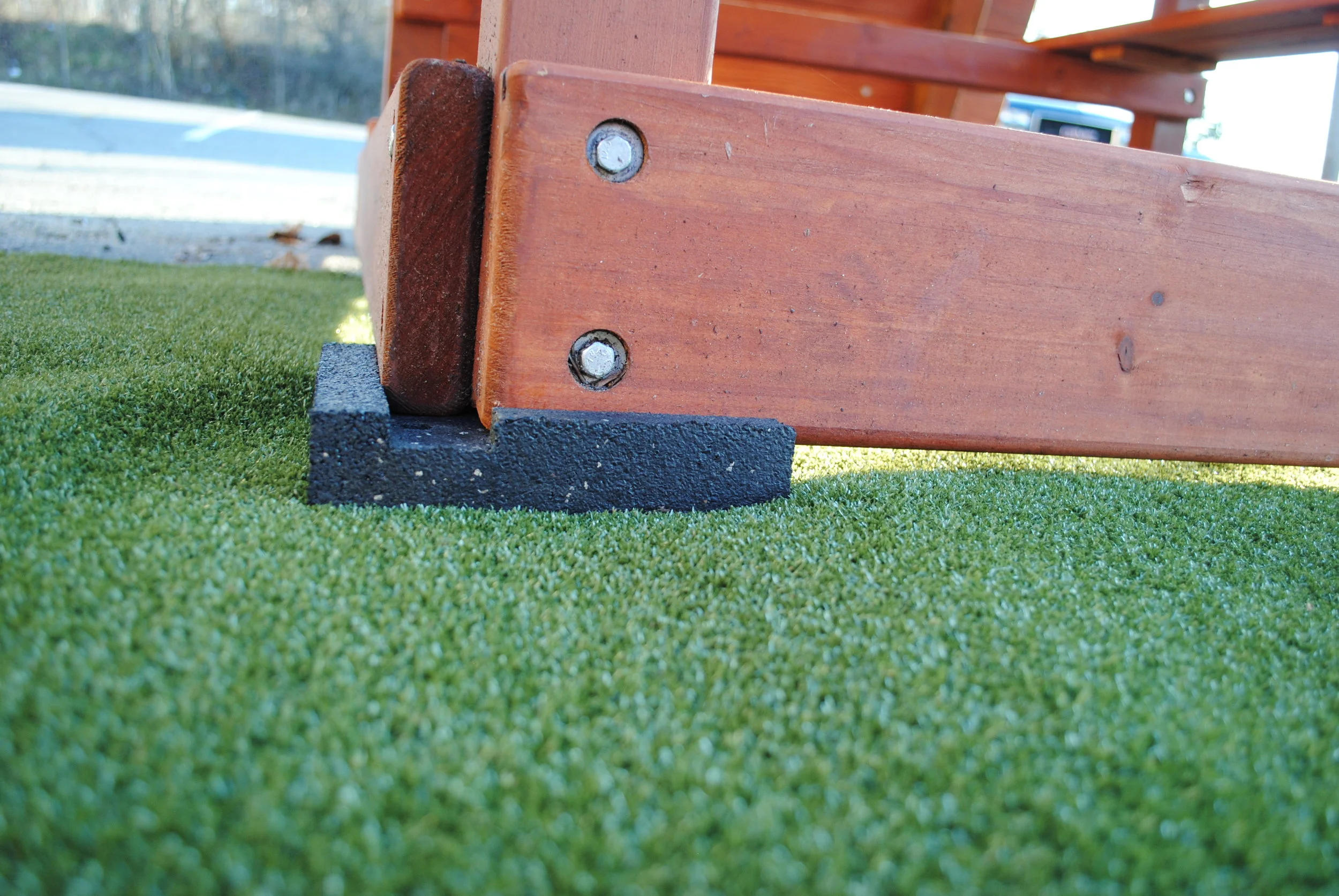 Block on Upright.JPG