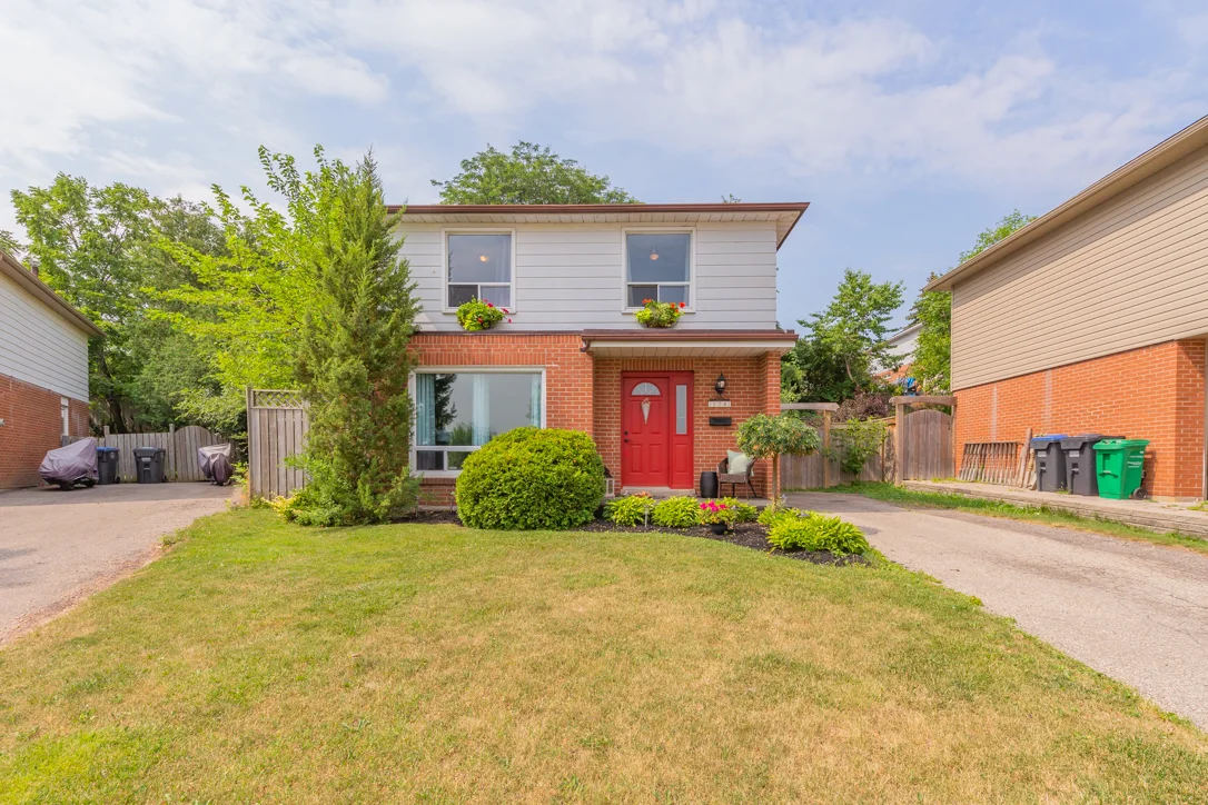 128 Bonham Blvd, Mississauga - MLS-5.jpg