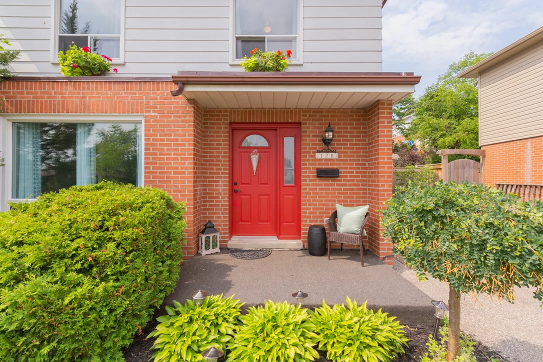 128 Bonham Blvd, Mississauga - MLS-7.jpg
