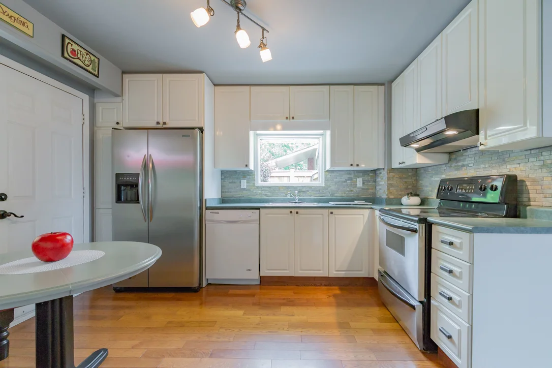 128 Bonham Blvd, Mississauga - MLS-30.jpg