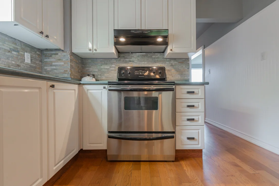 128 Bonham Blvd, Mississauga - MLS-32.jpg