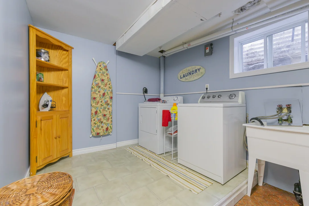 128 Bonham Blvd, Mississauga - MLS-63.jpg