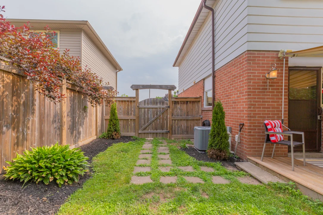 128 Bonham Blvd, Mississauga - MLS-66.jpg