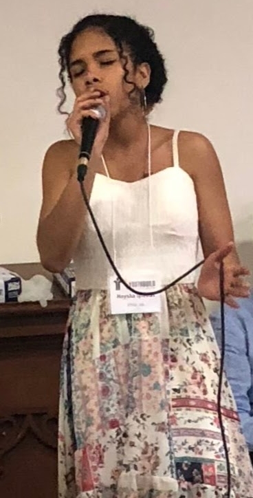 Neysha Iglesias (York) singing