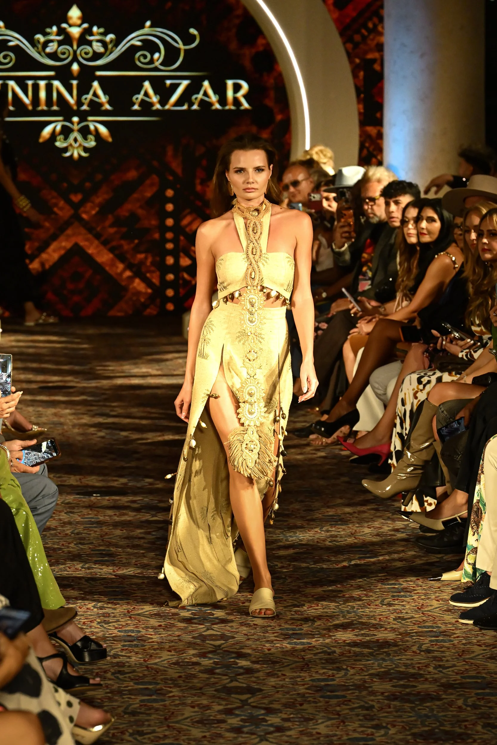 Giannina Azar @gianninaazar Miami Fashion Week @miamifashionweek Photographer Celso Diniz @celsodinizphoto 20261016 0048.jpg