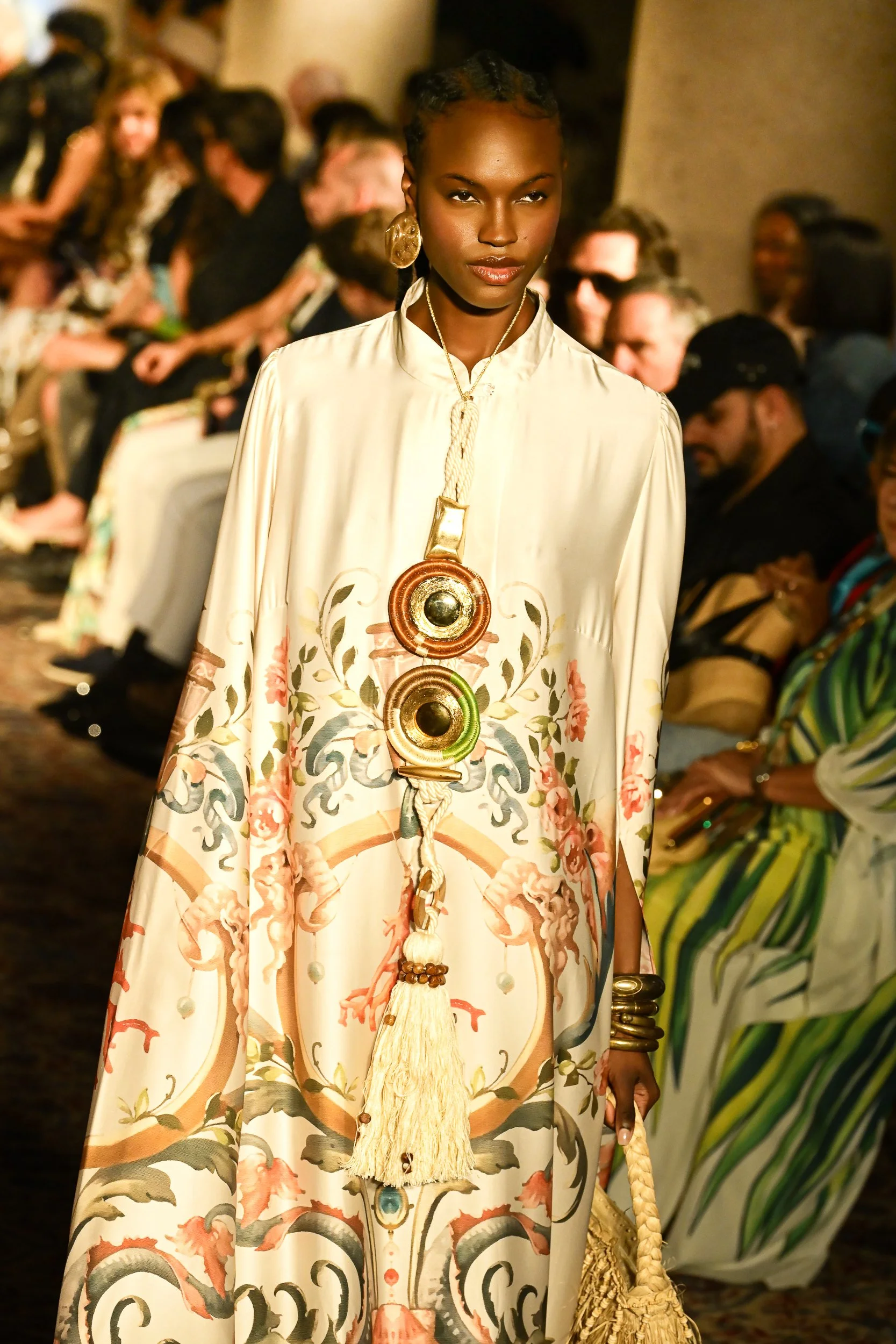 Giannina Azar @gianninaazar Miami Fashion Week @miamifashionweek Photographer Celso Diniz @celsodinizphoto 20261016 0073.jpg