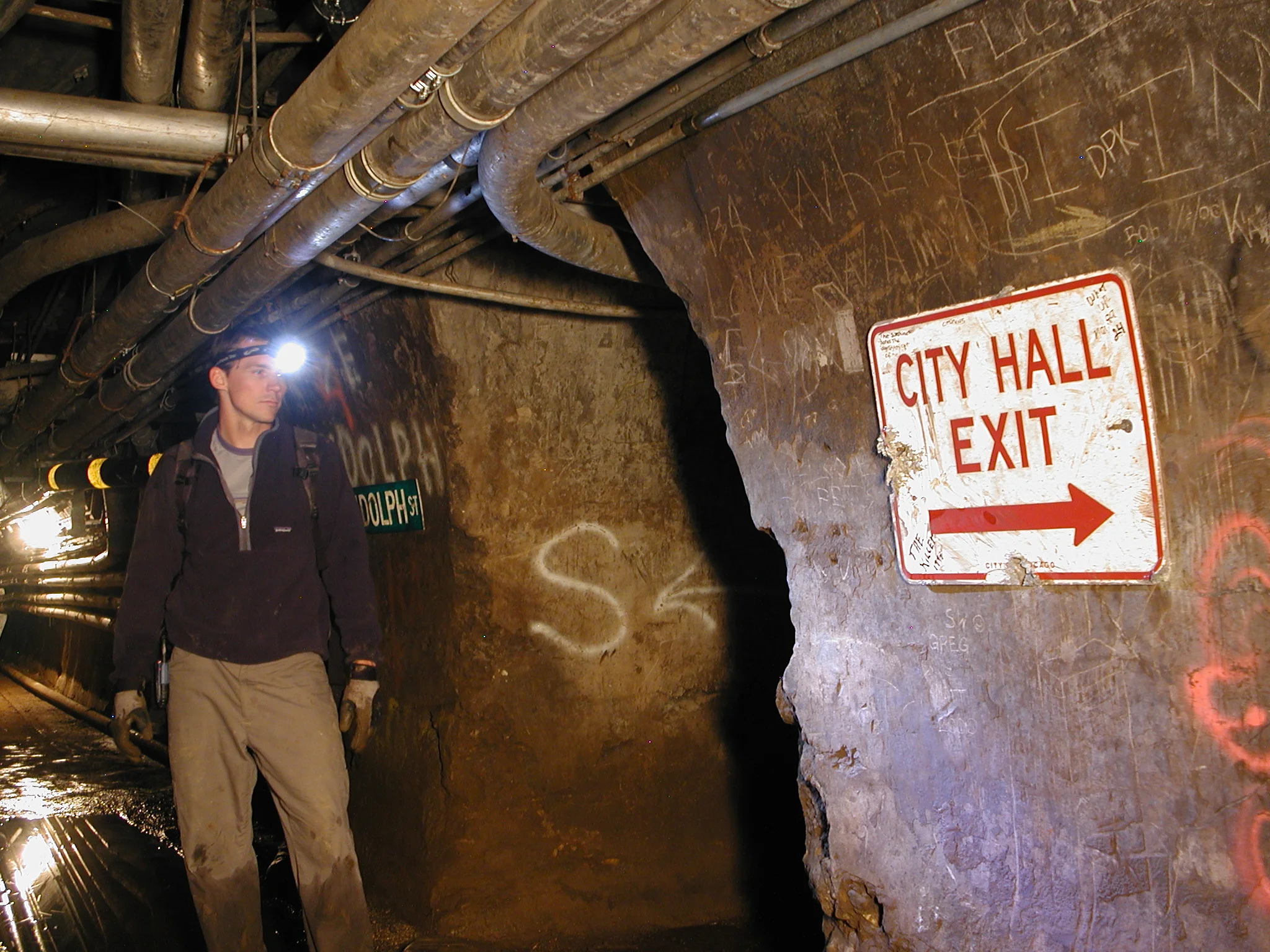 chic_tunnelsbryceexit.jpg