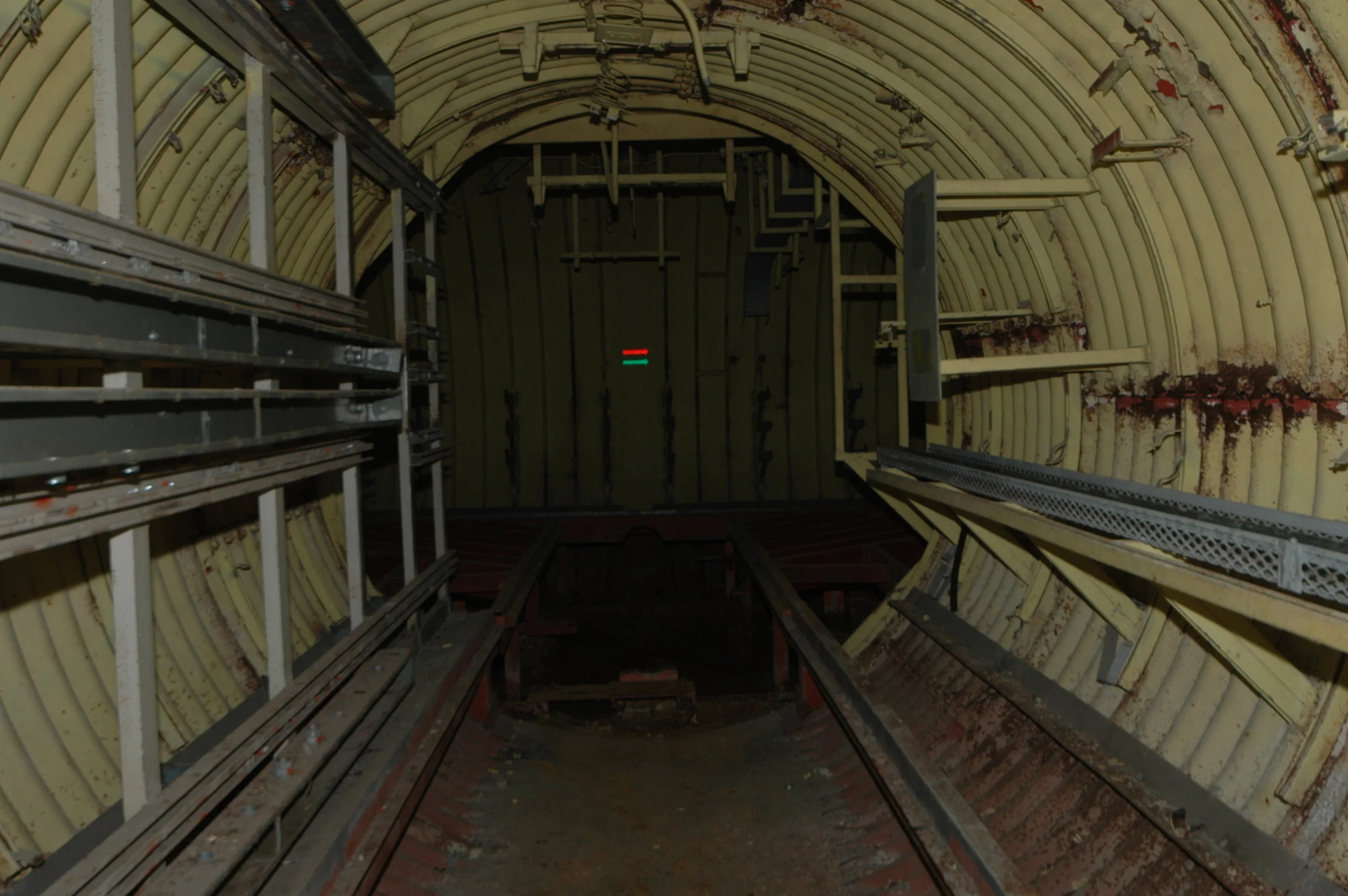 Den_silo_tunnel1.jpg