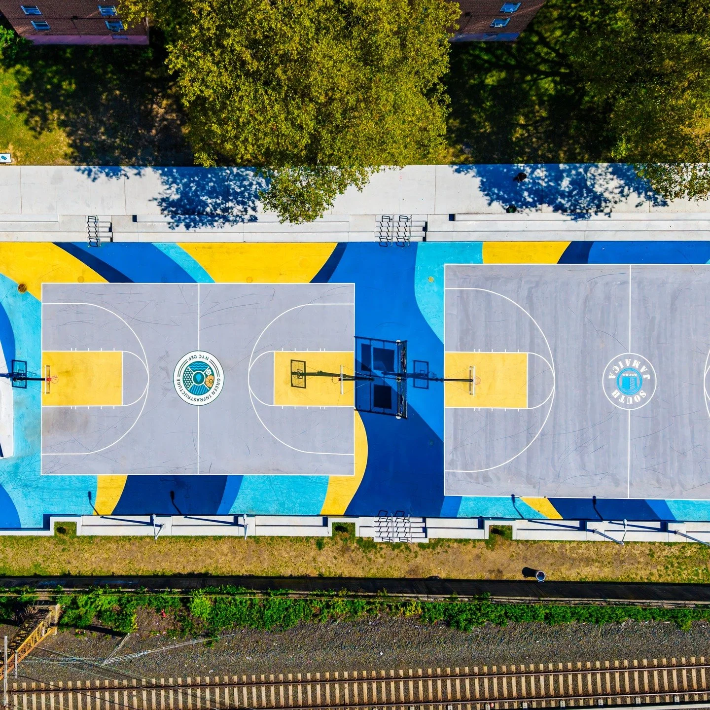Thank you @fastcompany and @dezeen for covering this incredible "Cloudburst" climate mitigation project by @graincollective 🏀

"These New York basketball courts double as massive storm drains" @dezeen 

"They look like ordin