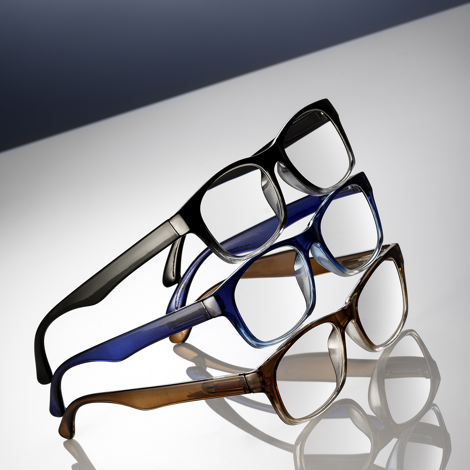 reading-glasses-advertising-photography-chicago copy.jpg