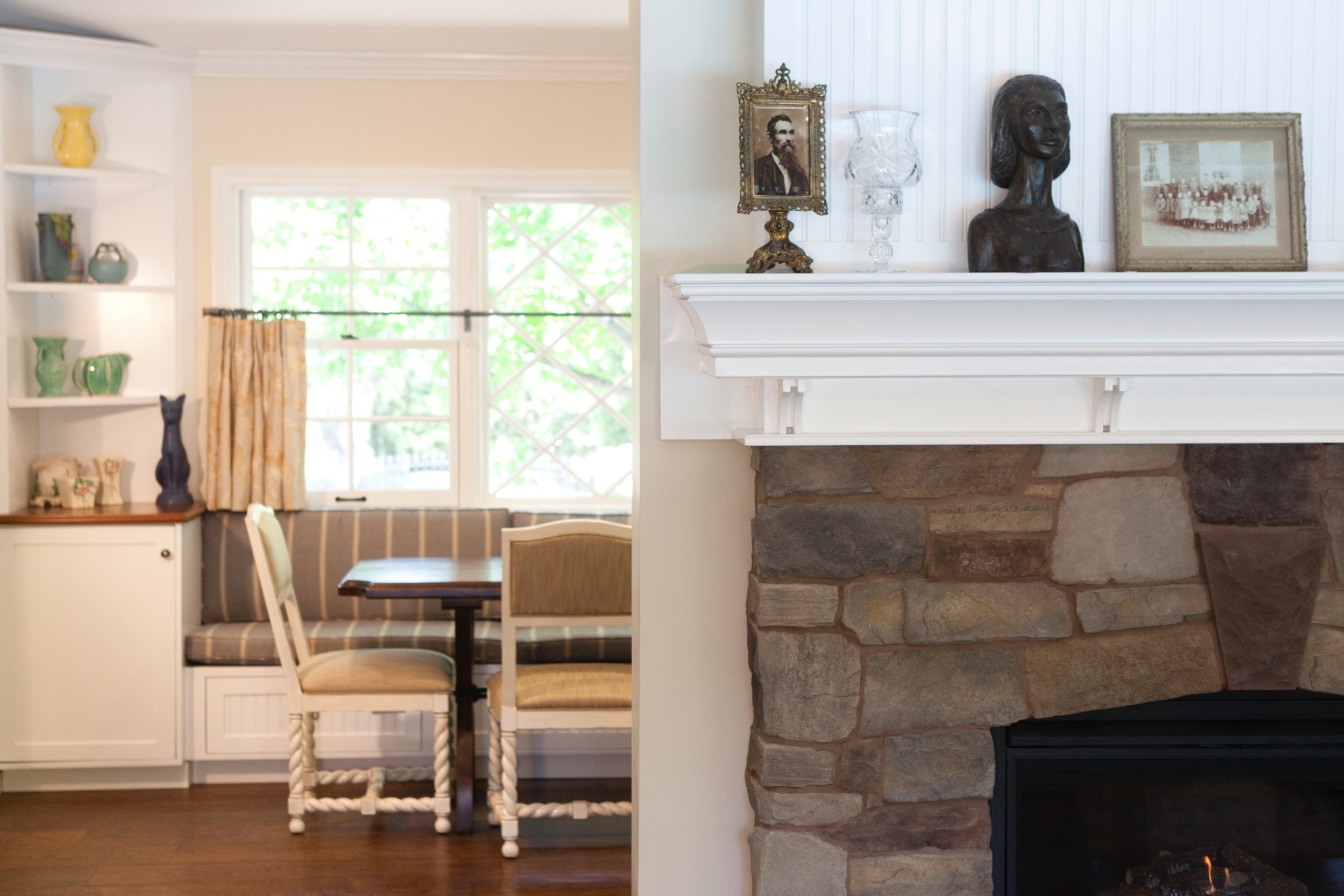 houseplay-allentown-drive-breakfast-nook.jpg