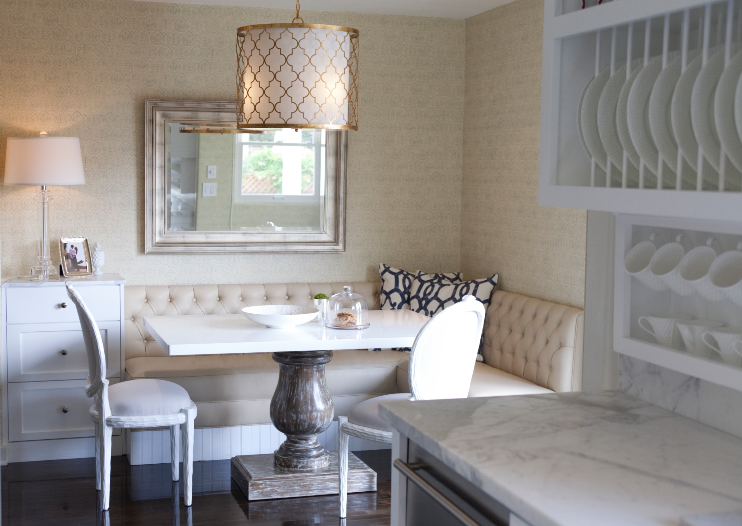 houseplay-peck-drive-breakfast-nook.jpg