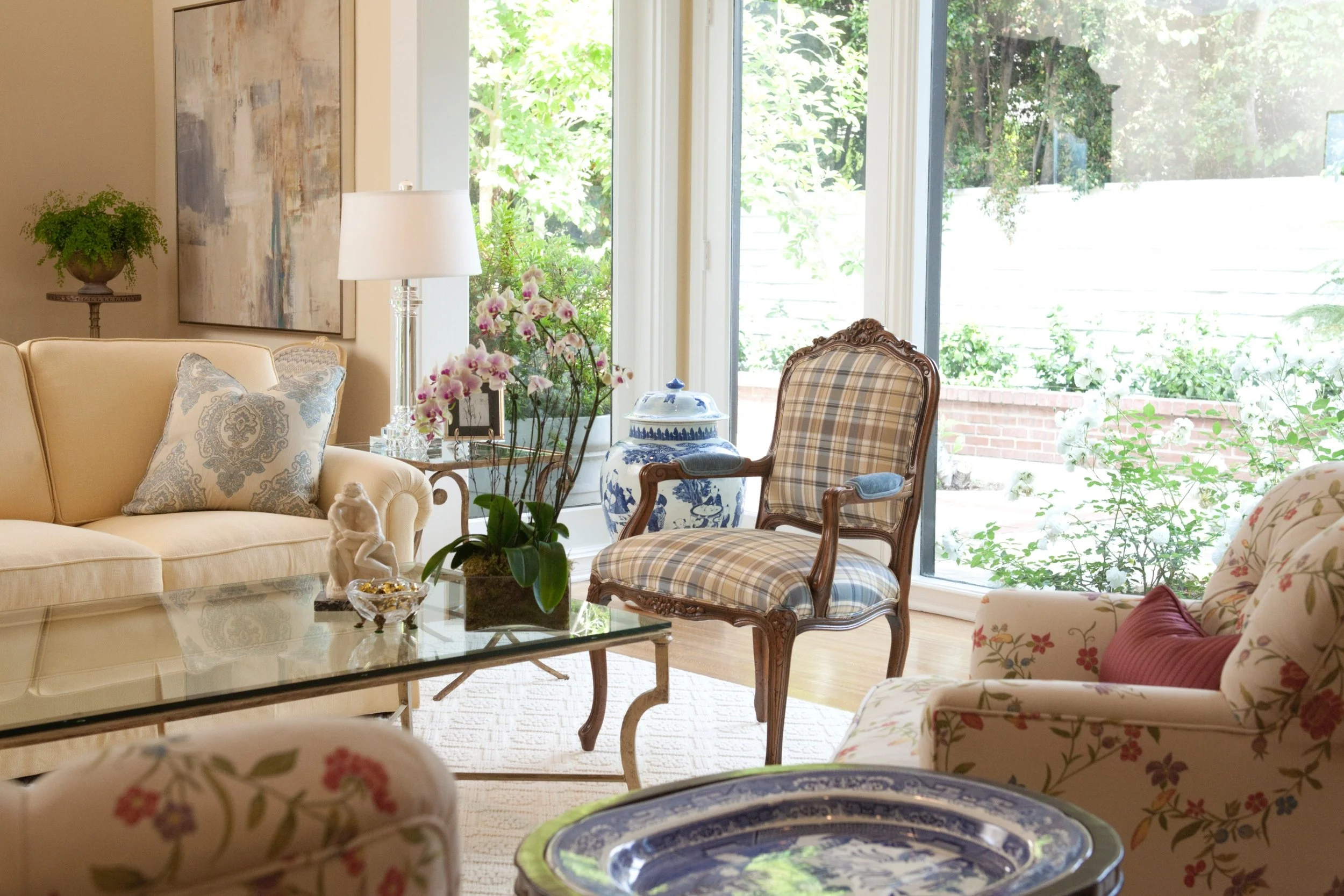 houseplay-canon-drive-living-room.jpg