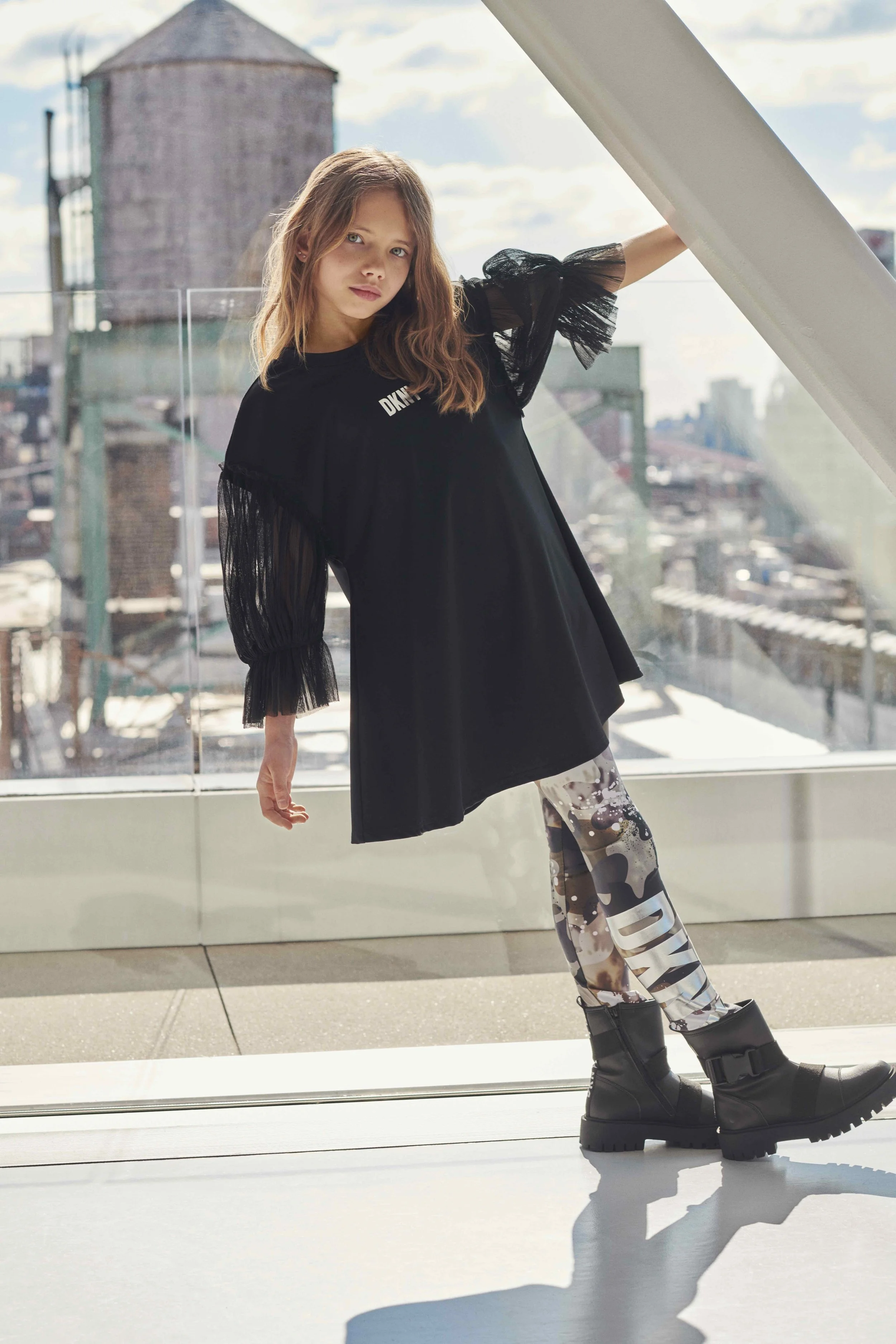 TG84_01E_ZA_DKNY_F21_01_004 copy.jpg