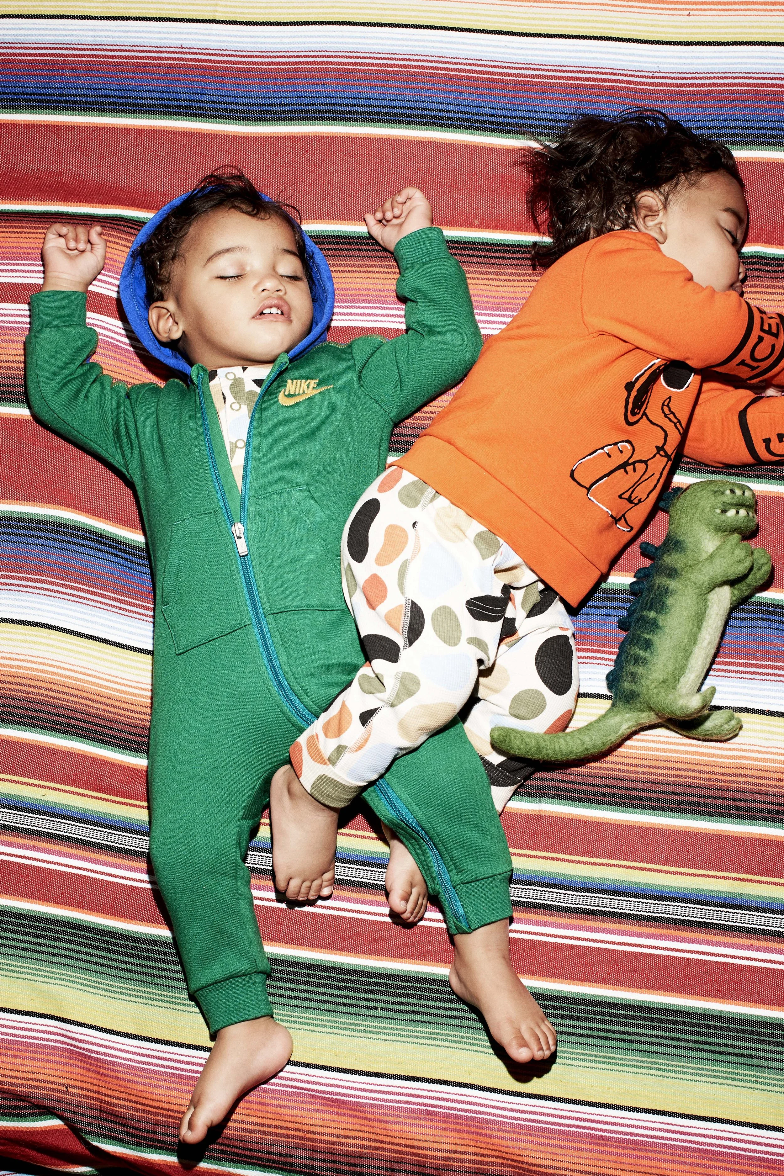 earnshaws moms18725 copy.jpg