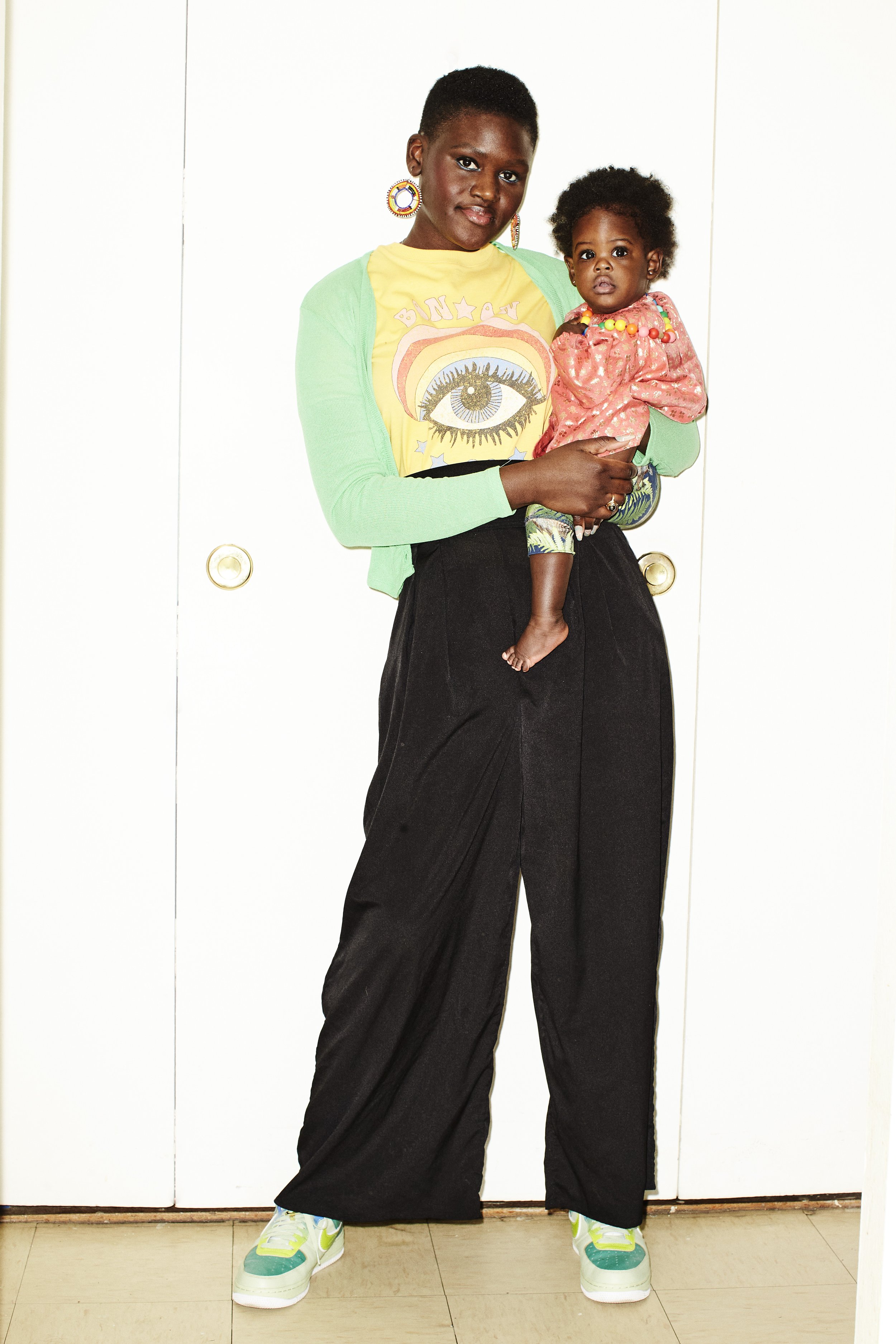 earnshaws moms18954 copy.jpg