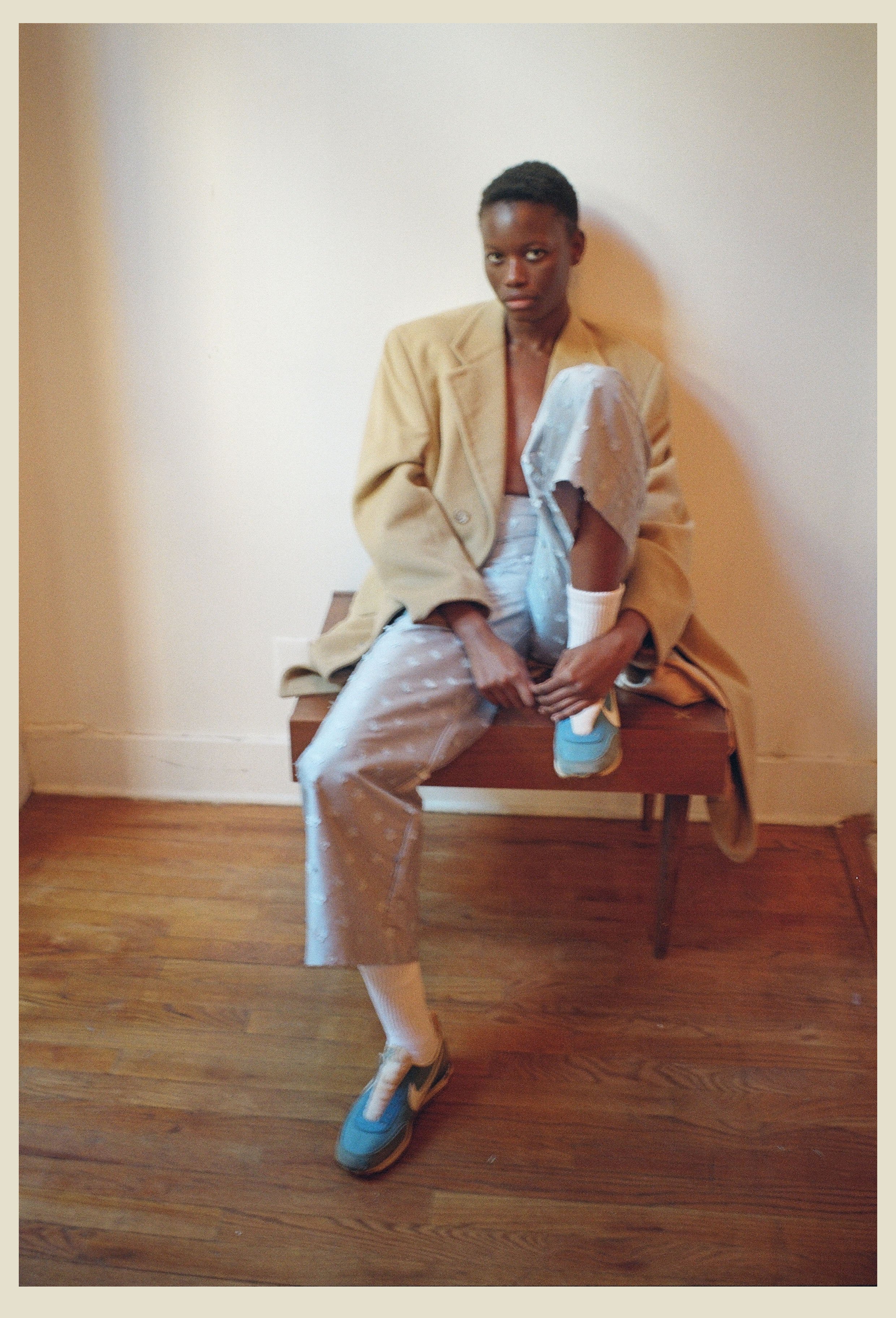 blue_shoes_sneakers.jpg
