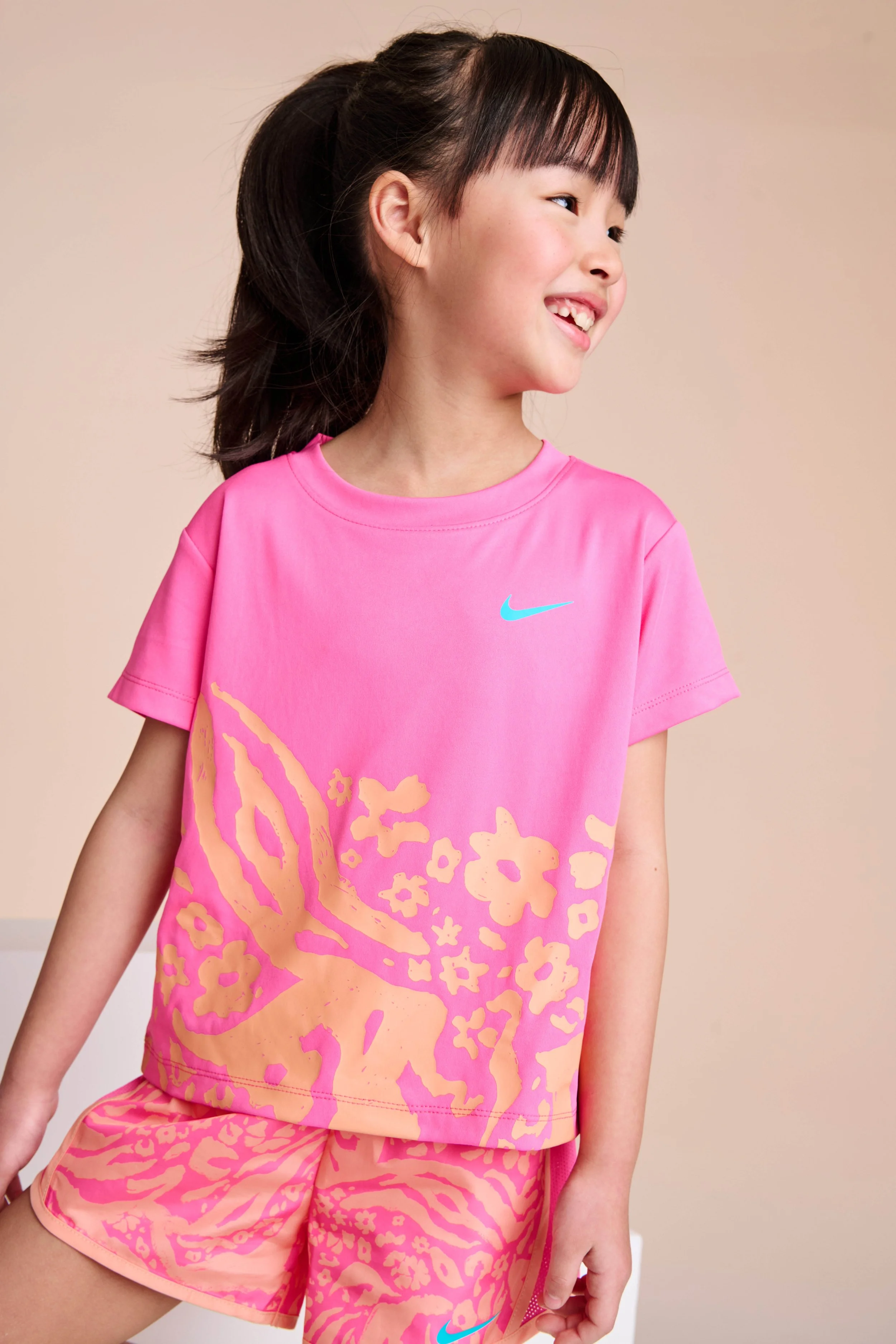 Look_04_NIKE KIDS SU25_0111.jpg