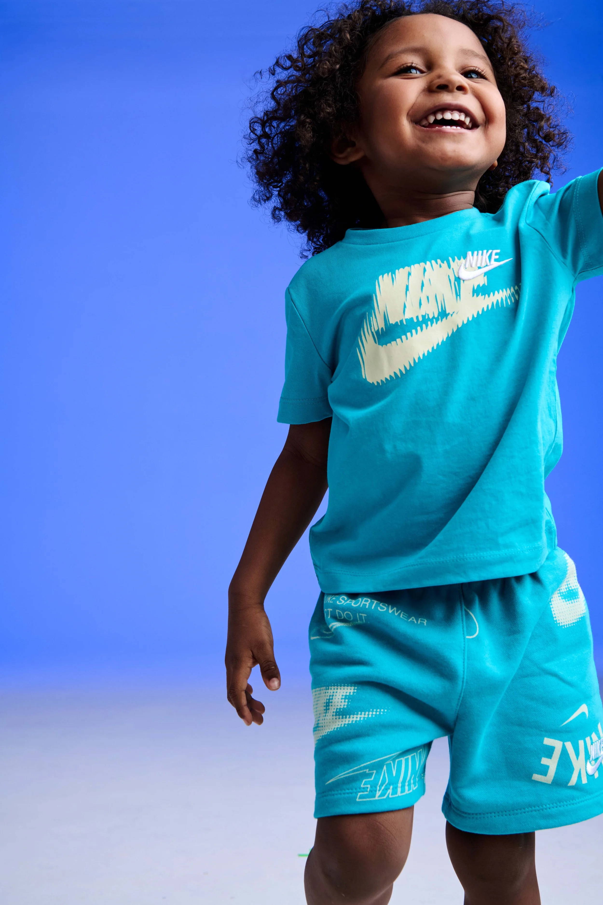 Look_18_NIKE KIDS SU25_0188.jpg