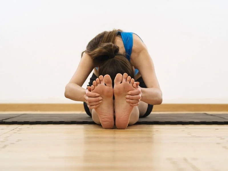 How Stretching helps build Healthy Feet
