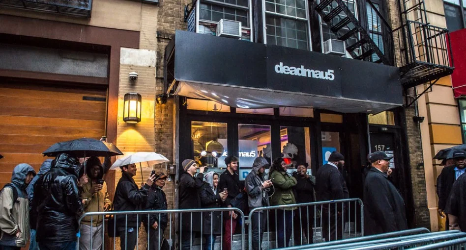 02-deadmau5-pop-up-2017-cr-ALIVECOVERAGE-billboard-1240.jpg