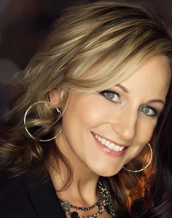 headshot-laurie-nowling.jpg