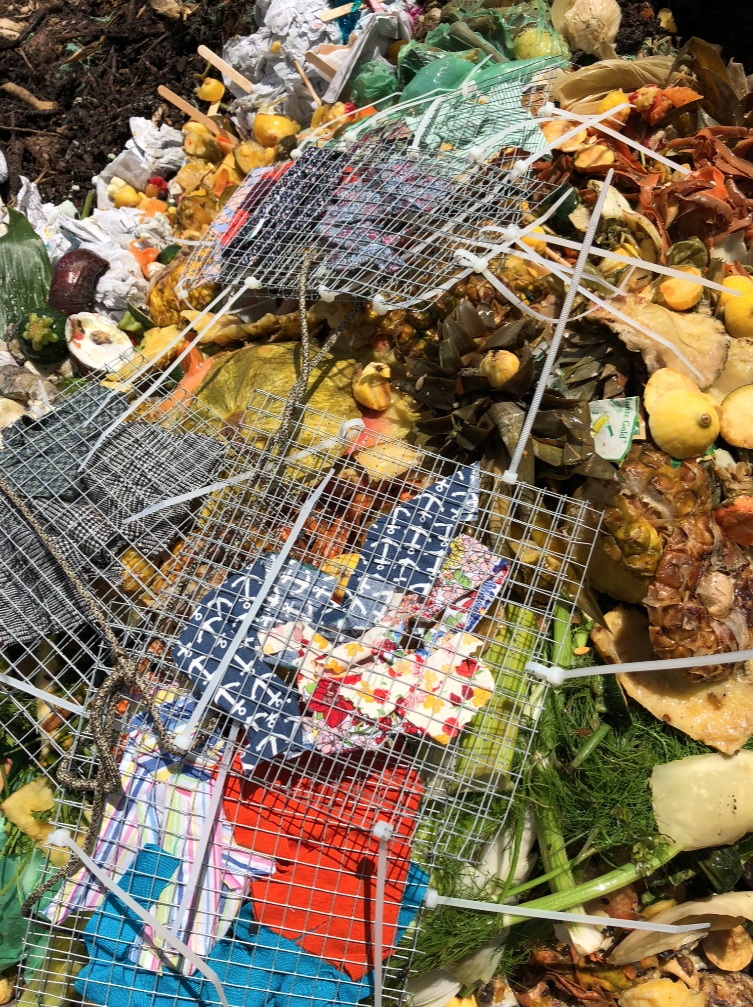 FABRIC COMPOSTING : AN EXPERIMENT IN RECYCLING WITH SUNCOAST COMPOST