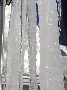 j4 big icicles