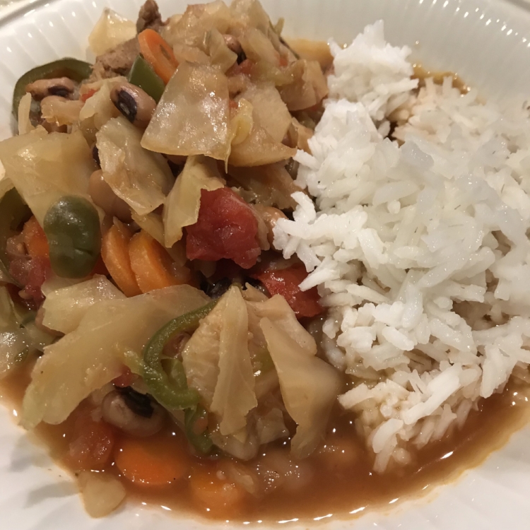 Black-eyed peas with cabbage and sausage