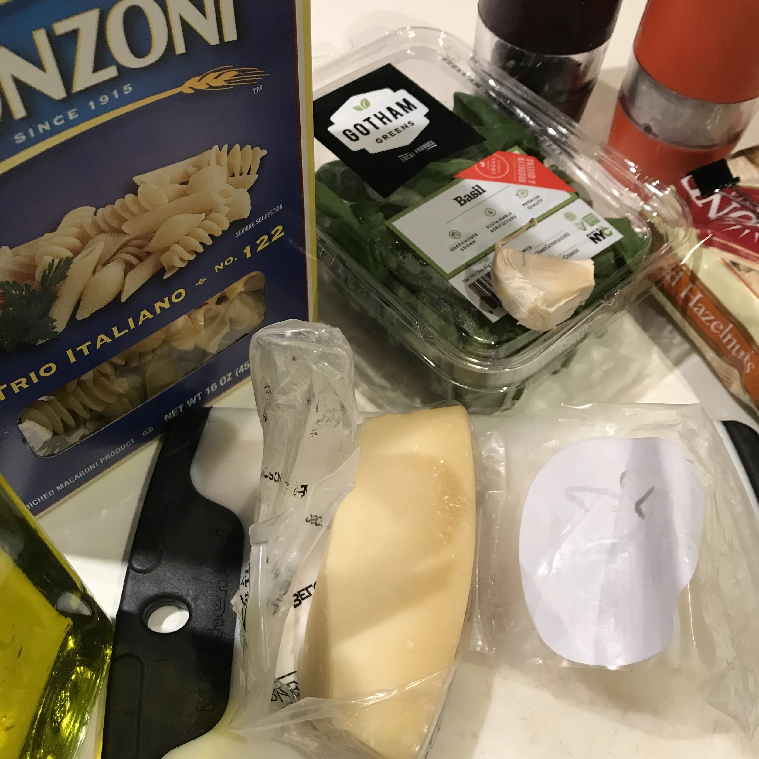 Quick Basil and Hazelnut Pesto Lunches