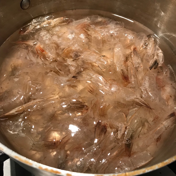 making a quick shrimp stock