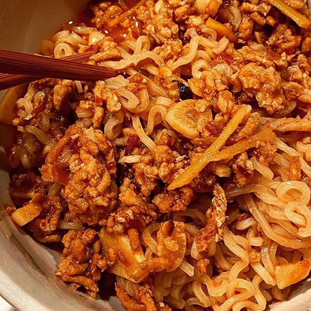 I am SINGING THE SONG of these &ldquo;spicy and sweet&rdquo; noodles from this month&rsquo;s @bonappetitmag!!! They&rsquo;re also just the right amount of sour. They check a million boxes for me, including the &ldquo;mostly stuff I have already&rdquo