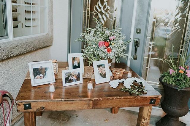 The best way to display sweet pictures at your reception is with our sweetheart table❤️
