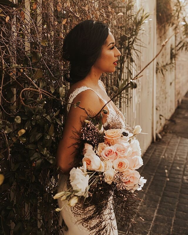 Happy Valentine&rsquo;s Day! We hope tonight is filled with so much ❤️ #bloomingbellesrentals featured: bouquet 💐 
@p3events for Planning &amp; Event Styling
@jamieyphotography for Photography 
@megdelacruzhair for Hair 
@shadesofbeautylv for Makeup