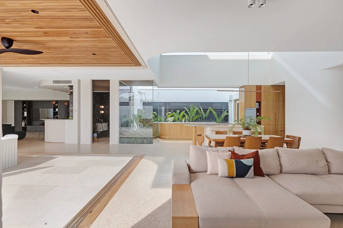Manifold Heights Residence