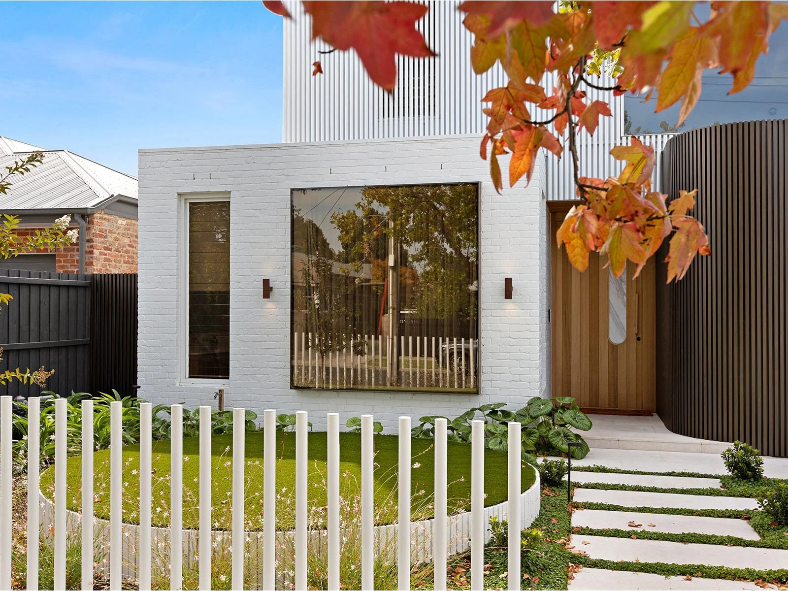 Manifold Heights Residence