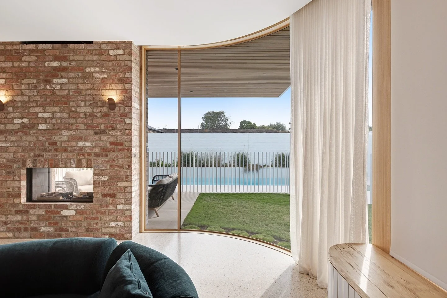Manifold Heights Residence