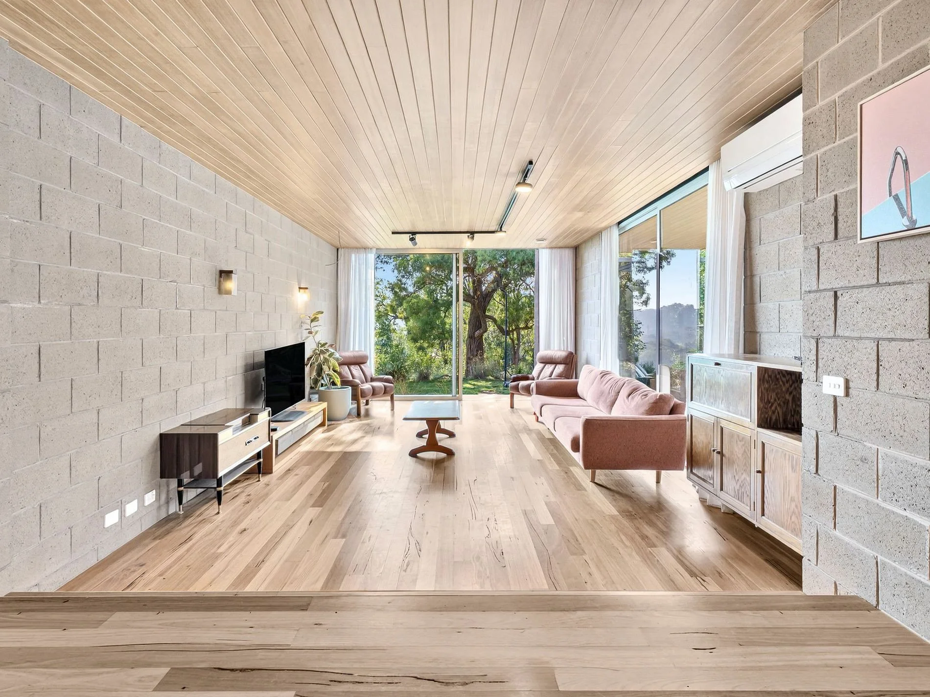 Heathfield Mid Century