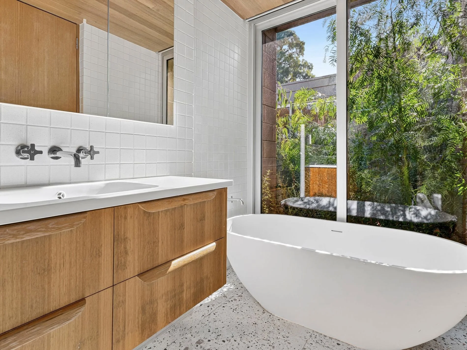 Heathfield Mid Century